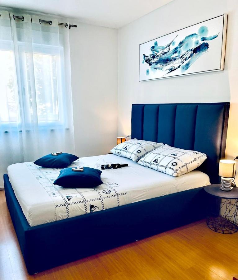 Luana Lux Apartamento
